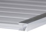 Abschlussprofil Oberseite 16 mm aus blankem Aluminium, Detailansicht auf Profilkante