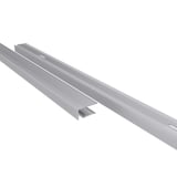 Abschlussprofil Unterseite 10 mm aus blankem Aluminium, zwei Profile nebeneinander liegend
