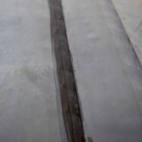 Nahtband EPDM schwarz 0,75 mm, Detailansicht einer verklebten Nahtstelle