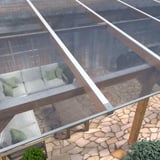Verlegte Polycarbonat Stegplatten 16 mm, klar, auf einer Terrassenüberdachung