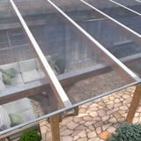Verlegte Polycarbonat Stegplatten 16 mm klar auf einer Terrassenueberdachung