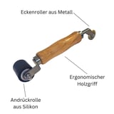 Silikon Andrückrolle und Eckenroller mit Beschriftung 'Eckenroller aus Metall', 'Ergonomischer Holzgriff', 'Andrückrolle aus