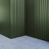 Detailansicht der Wandverkleidung aus Trapezblech 20/1100 Chromoxidgrün, Weckman
