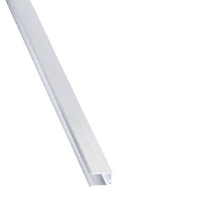 Abschlussprofil aus blankem Aluminium, 10 mm, Hauptansicht schräg von oben