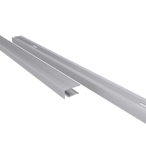 Abschlussprofil Unterseite 10 mm aus blankem Aluminium, zwei Profile nebeneinander liegend