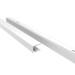 Abschlussprofil Unterseite 16 mm, weißes Aluminiumprofil mit Entwässerungsöffnungen, zwei Profile nebeneinander