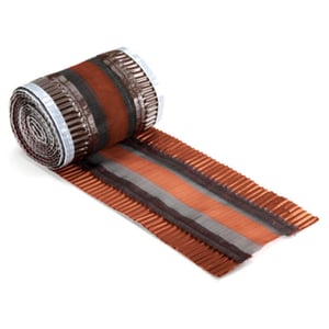 Lüftungsrollfirst Rolle 5,00 m, kupferbraun (RAL 8004) aus Textil, teilweise abgerollt