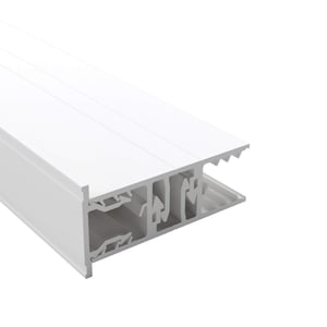 Zevener Sprosse Randprofil 16 mm, weißes PVC-Profil mit Innenstruktur, schräg von oben