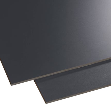 HPL Platte Anthrazitgrau 6 mm, zwei Platten leicht ueberlappend auf weissem Hintergrund