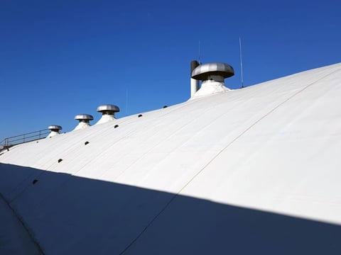 Materialstruktur einer hochwertigen EPDM Dachfolie