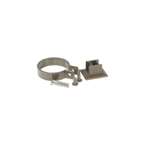 Fallrohrschelle aus braunem PVC mit Schraube und Duebel, daneben ein Montagesockel