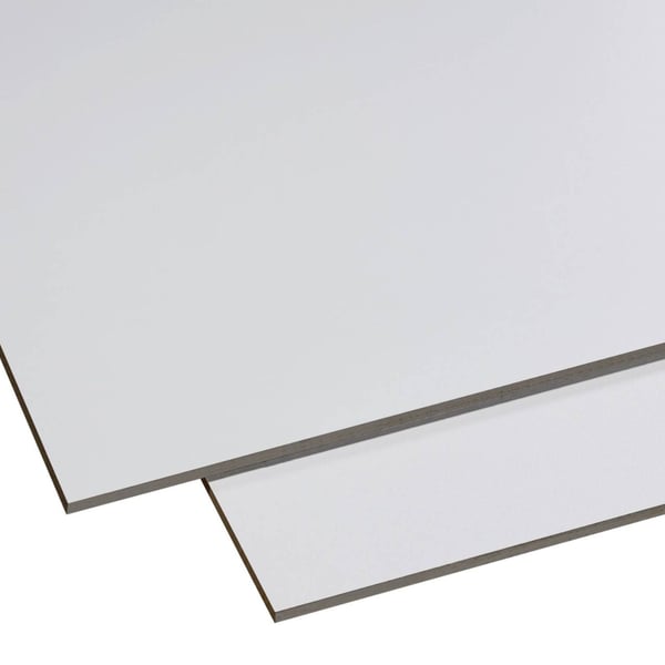 Zwei HPL Platten 6 mm, Lichtgrau, Scobalit, leicht ueberlappend, Kanten sichtbar