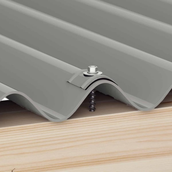 Kalotte Profil 18/1064 Graualuminium auf Trapezblech mit Schraube und Holzunterkonstruktion