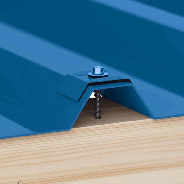 Kalotte Enzianblau RAL 5010 mit Schraube auf Trapezblech und Holzunterkonstruktion