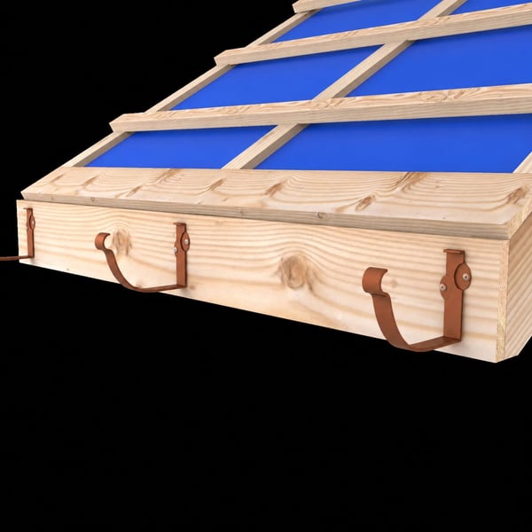 Konsolrinnenhalter kupferbraun an Holzsparren montiert, Dachkonstruktion mit blauer Folie