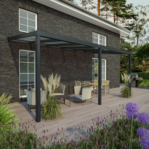 Terrassenüberdachung RAL 7016, 16 mm Polycarbonatdach, am Haus montiert