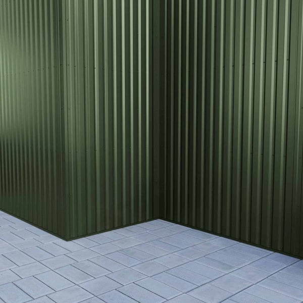Detailansicht der Wandverkleidung aus Trapezblech 20/1100 Chromoxidgrün, Weckman