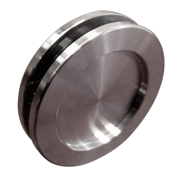 Runder Türgriff aus blankem Aluminium, Hauptansicht, mit schwarzem Dichtungsring in der Mitte