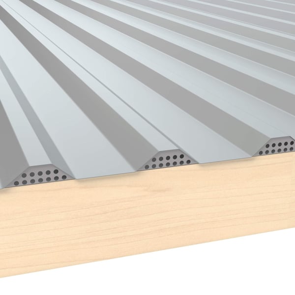 Zahnblech gelocht, weißaluminium, auf Holzunterkonstruktion, Detailansicht der Lochung