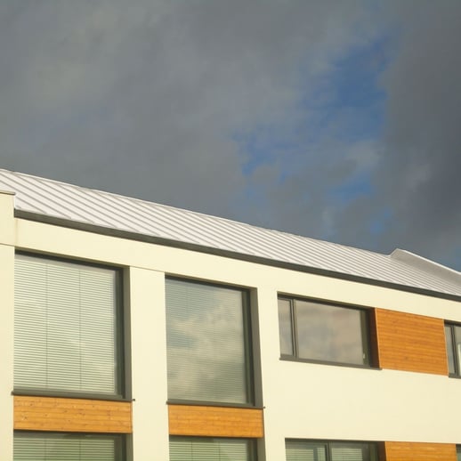 Stehfalzblech PD-510-S | Flach | Stahl 0,50 mm | 25 µm Polyester | 9010 - Reinweiß #9