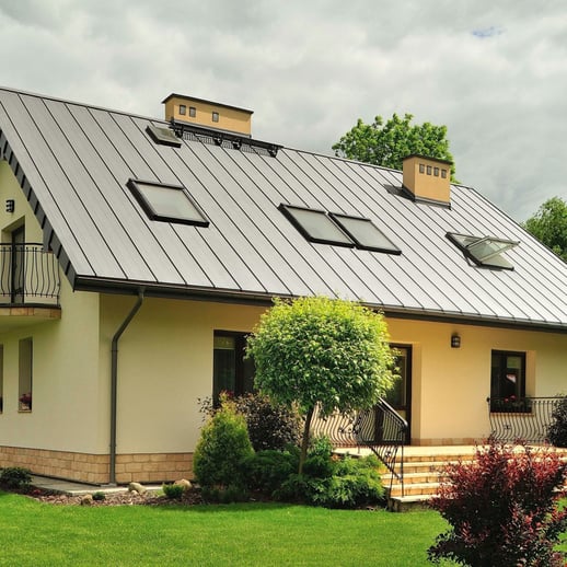 Stehfalzblech PD-510-S | Trapez | Anti-Tropf 700 g/m² | Stahl 0,50 mm | 25 µm Polyester | 9002 - Grauweiß #4