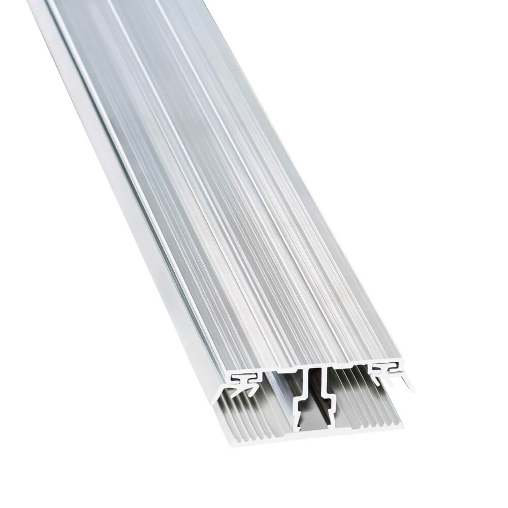 Hochwertiges A2 Deckprofil für Stegplatten bietet optimalen Schutz und eine saubere Optik, wetterbeständiges Material sichert langfristige Qualität